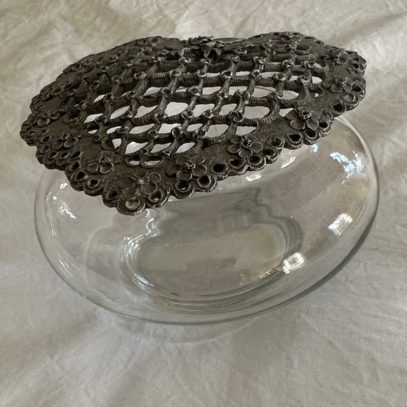 Pewter Heart Glass Potpourri Jar - Picture 2 of 5